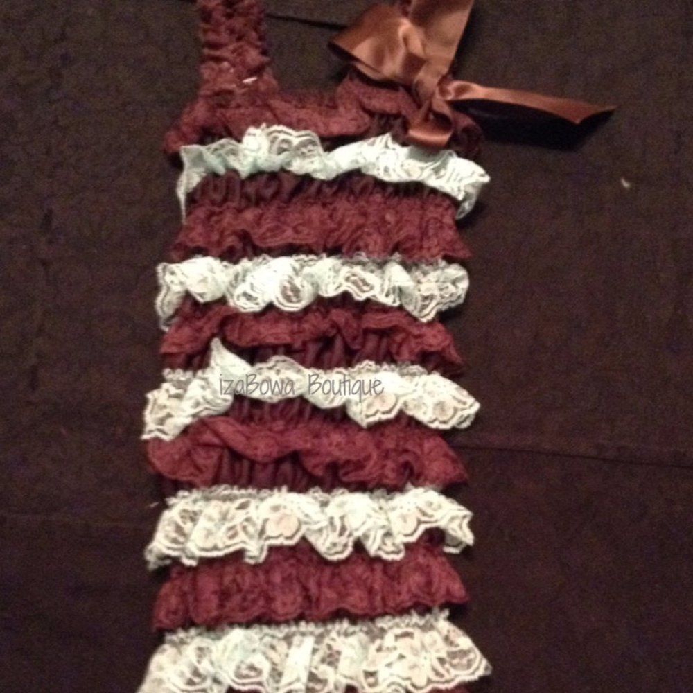 **** Dark Chocolate & Mint Lace Romper  DCM  Large 2T-3T  NWT Boutique